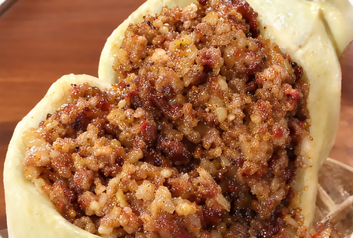 Chengdu-Style Braised Pork Bun