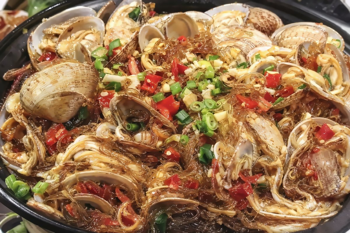 Razor Clam Sour & Spicy Vermicelli